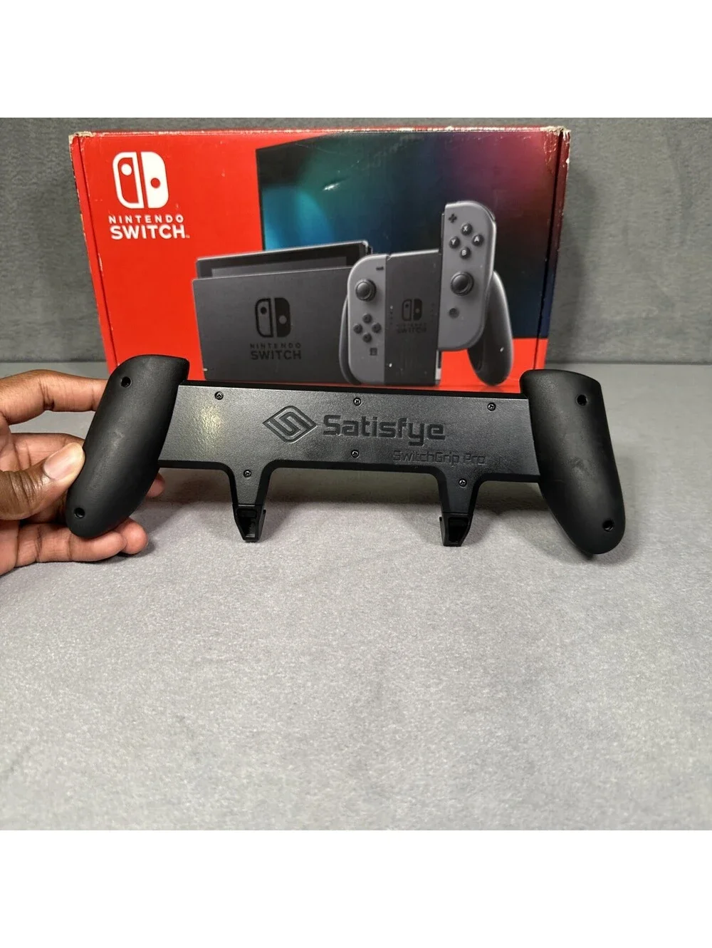 Nintendo Switch 32GB Console (HAC-001) with Gray Joy-Cons + Satisfye Grip Pro